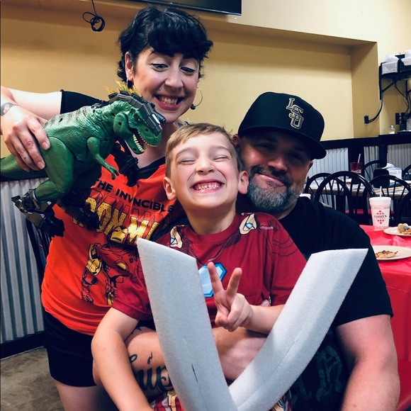 Hi, I’m Dee Dee! - Picture 4 of 8